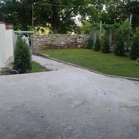 House Nadejda Велико Търново Екстериор снимка